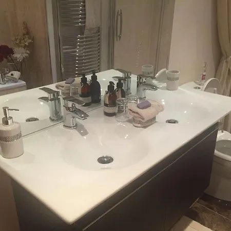 Hotel Westcourt 3*