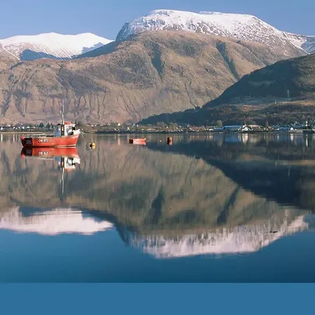Bank Street 3* Fort William
