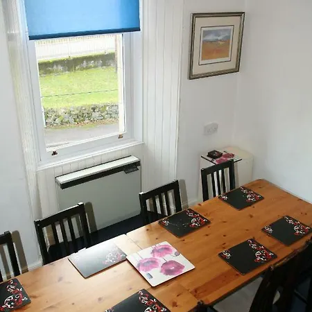 Old Harbour Master's Self-catering Apartment *