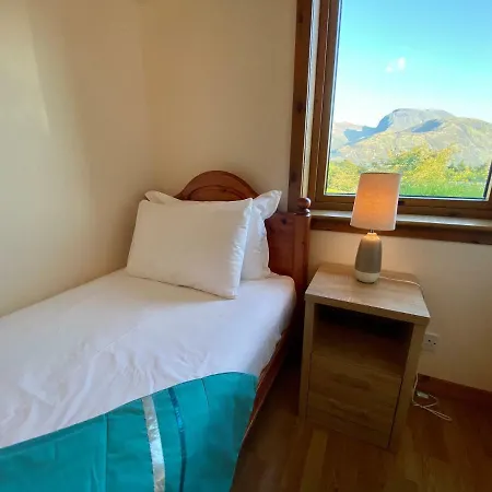 Highland Self Catering Retreat With Stunning Views *