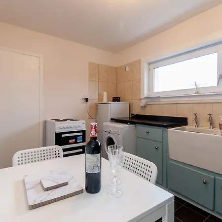 Corrie View Apartment *