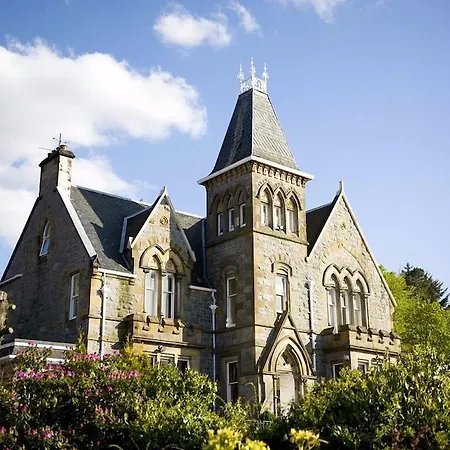 Hotel Cruachan 3*