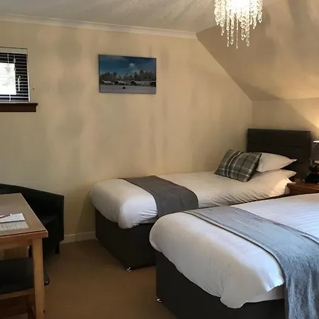 Ben Nevis Guest house 3*