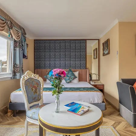 Muthu William 3* Fort William