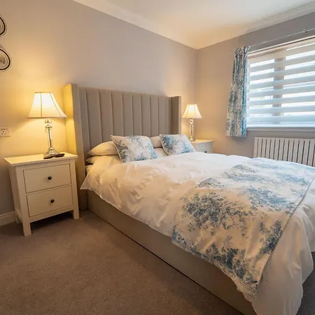 Self Cateringone Bedroom * Fort William