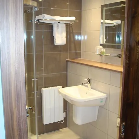Cruachan 3* Fort William