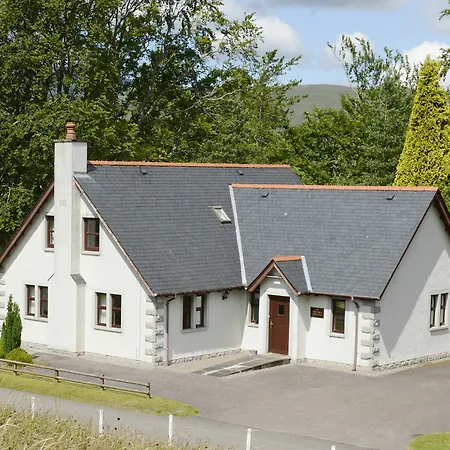 Factors & Fort William
